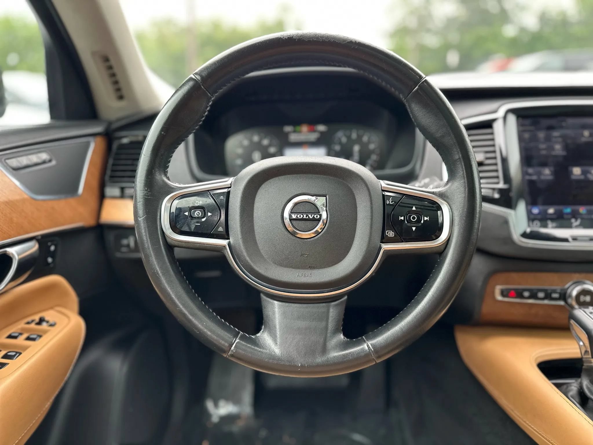 Used 2016 Volvo XC90 T6 Inscription AWD/4WD image 13