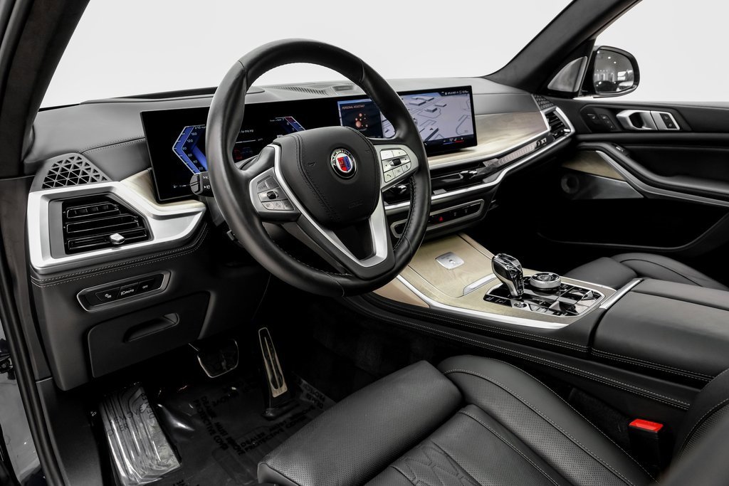 Used 2024 BMW ALPINA XB7 image 13
