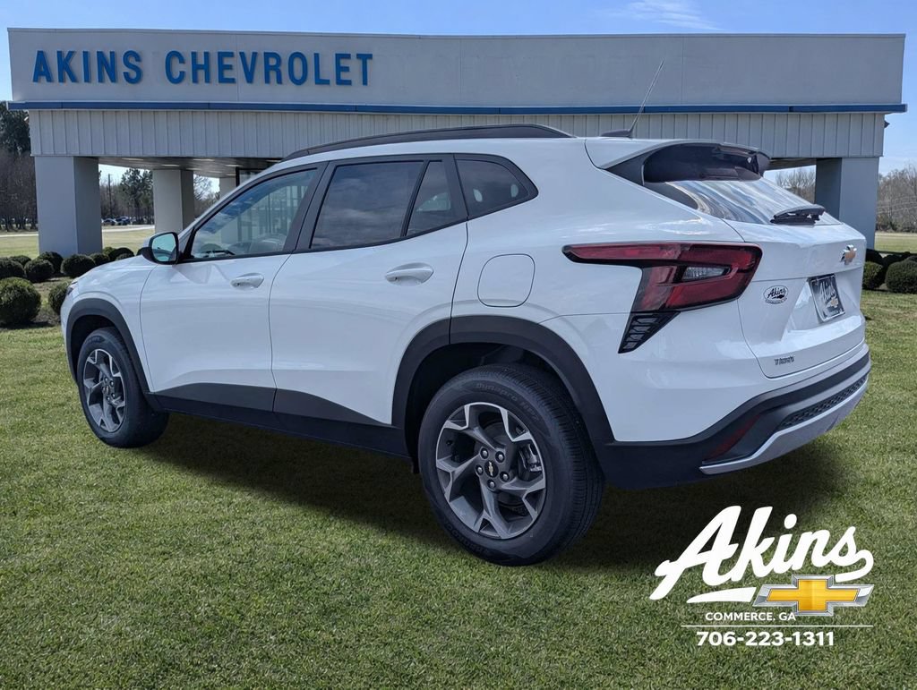 New 2026 Chevrolet Trax LT w/ LT Convenience Package FWD image 7