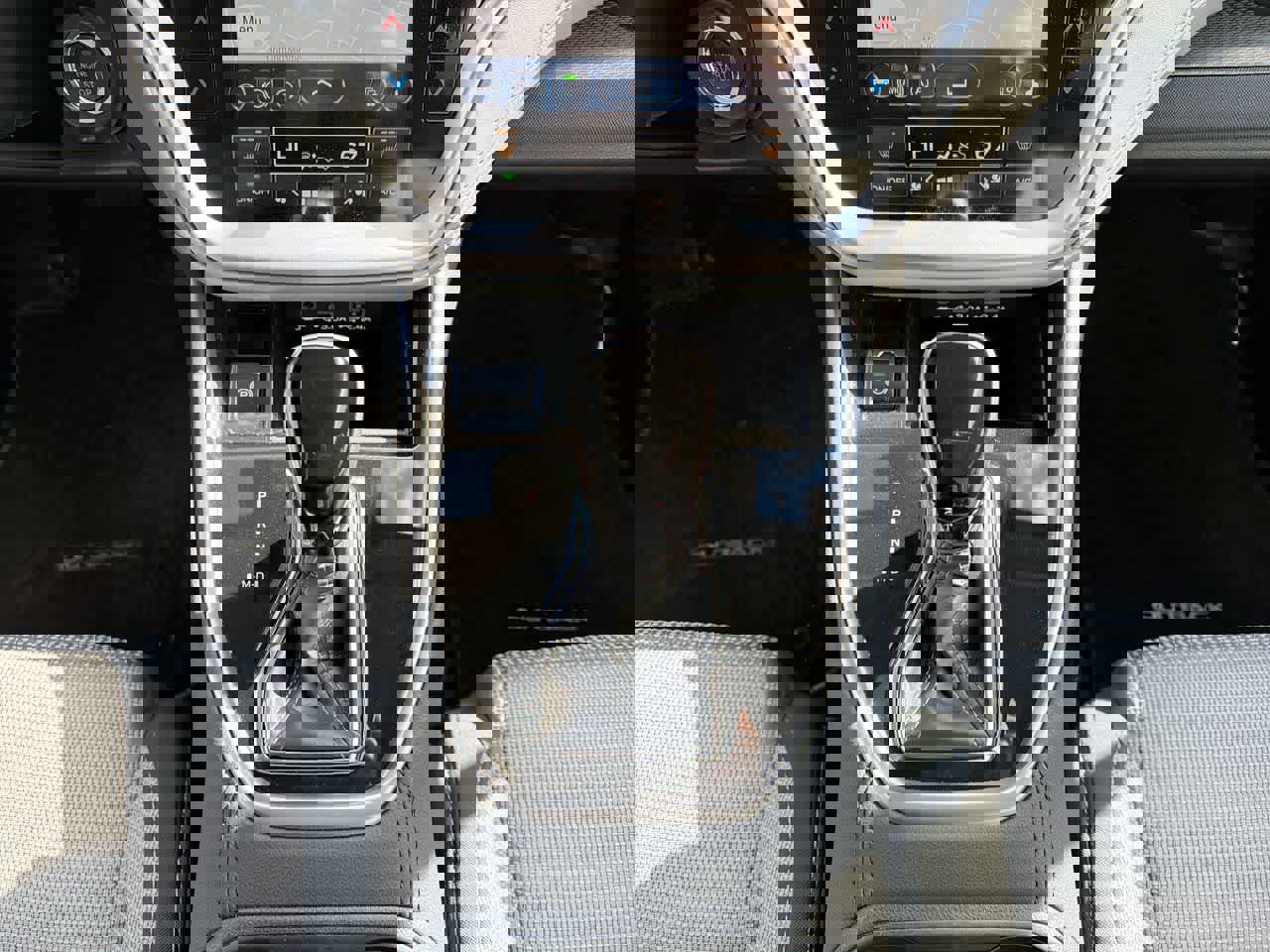 Used 2025 Subaru Outback Premium image 35