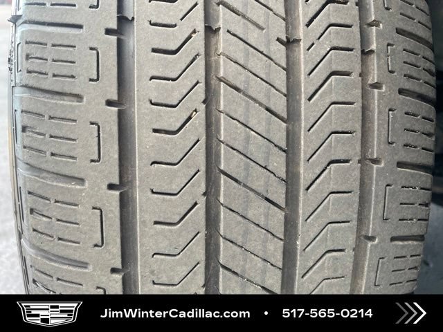Certified 2025 Cadillac Optiq Luxury 2 w/ LPO, Floor Liner Package AWD/4WD image 4