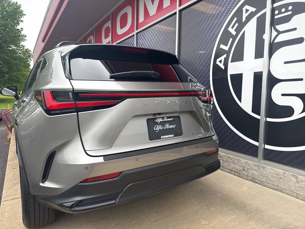 Used 2023 Lexus NX 350 AWD image 12