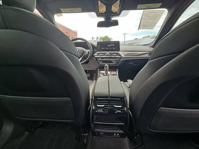 Used 2023 BMW 530e xDrive AWD/4WD image 23