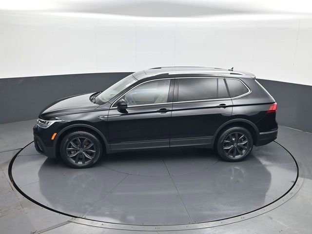 Used 2022 Volkswagen Tiguan SE AWD/4WD image 20