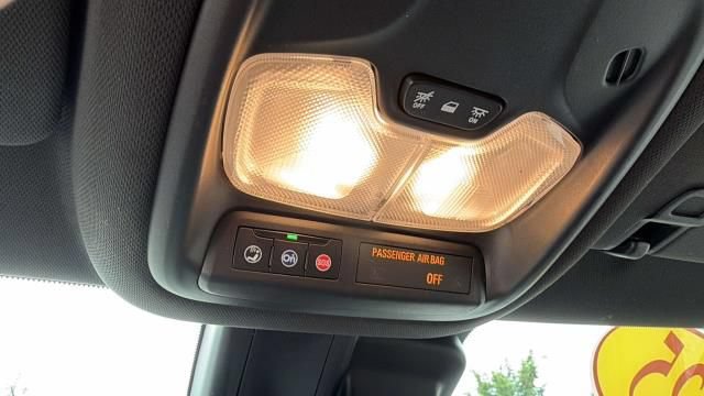 Used 2025 Chevrolet TrailBlazer RS w/ Convenience Package AWD/4WD image 31