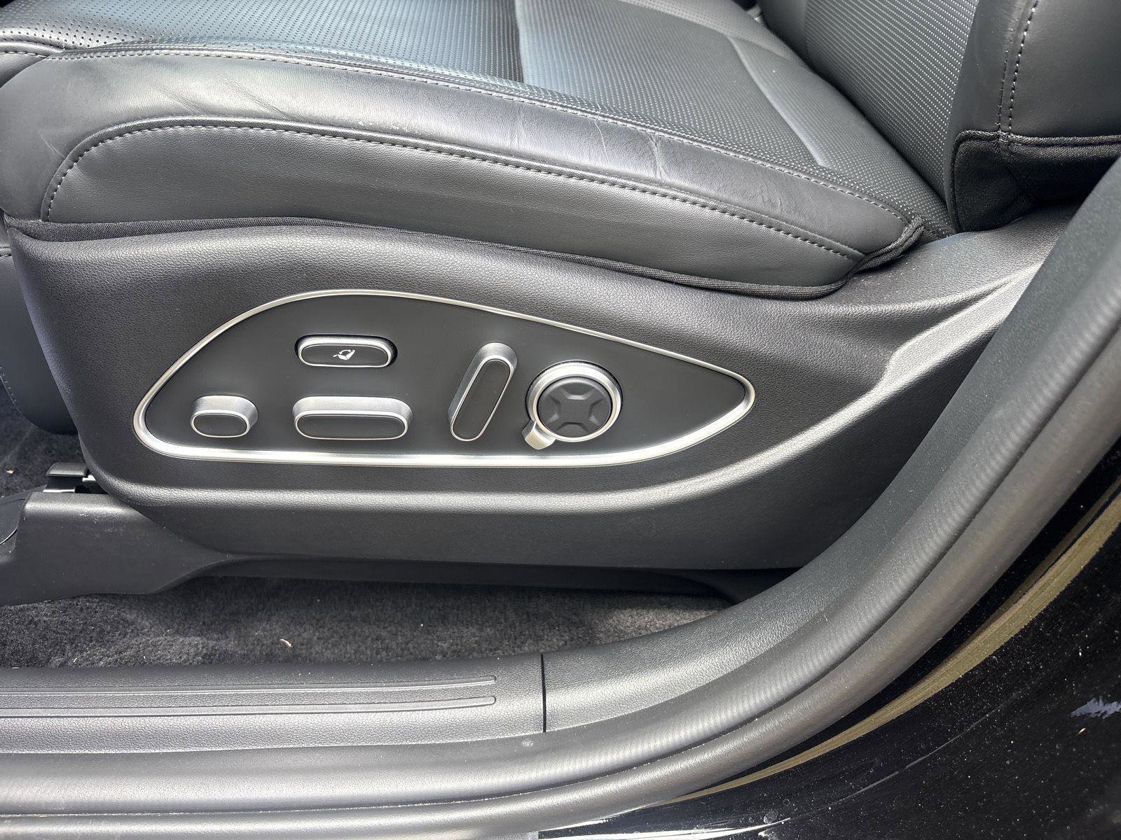 Used 2026 Hyundai Palisade Calligraphy AWD/4WD image 16
