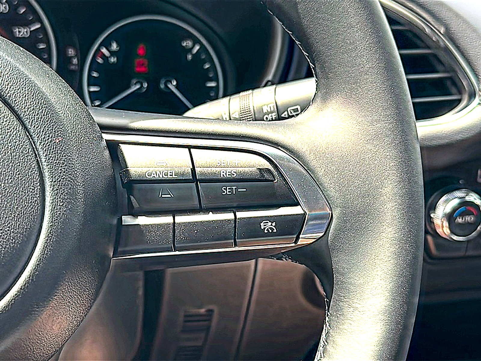 New 2026 MAZDA MAZDA3 2.5 S Hatchback w/ Premium Pkg FWD image 19