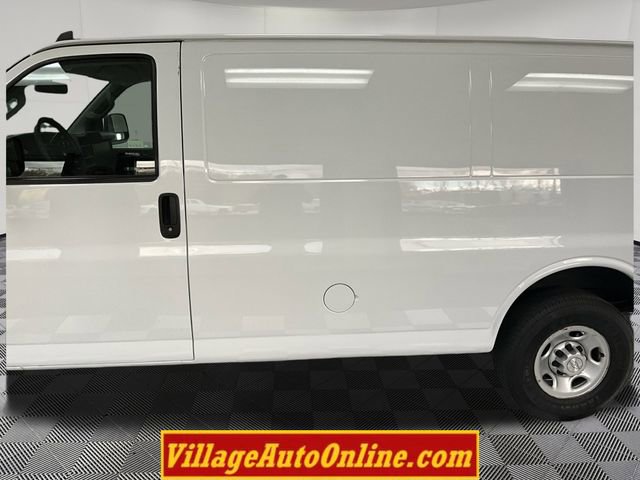 Used 2019 Chevrolet Express 2500 w/ Driver Convenience Package image 8