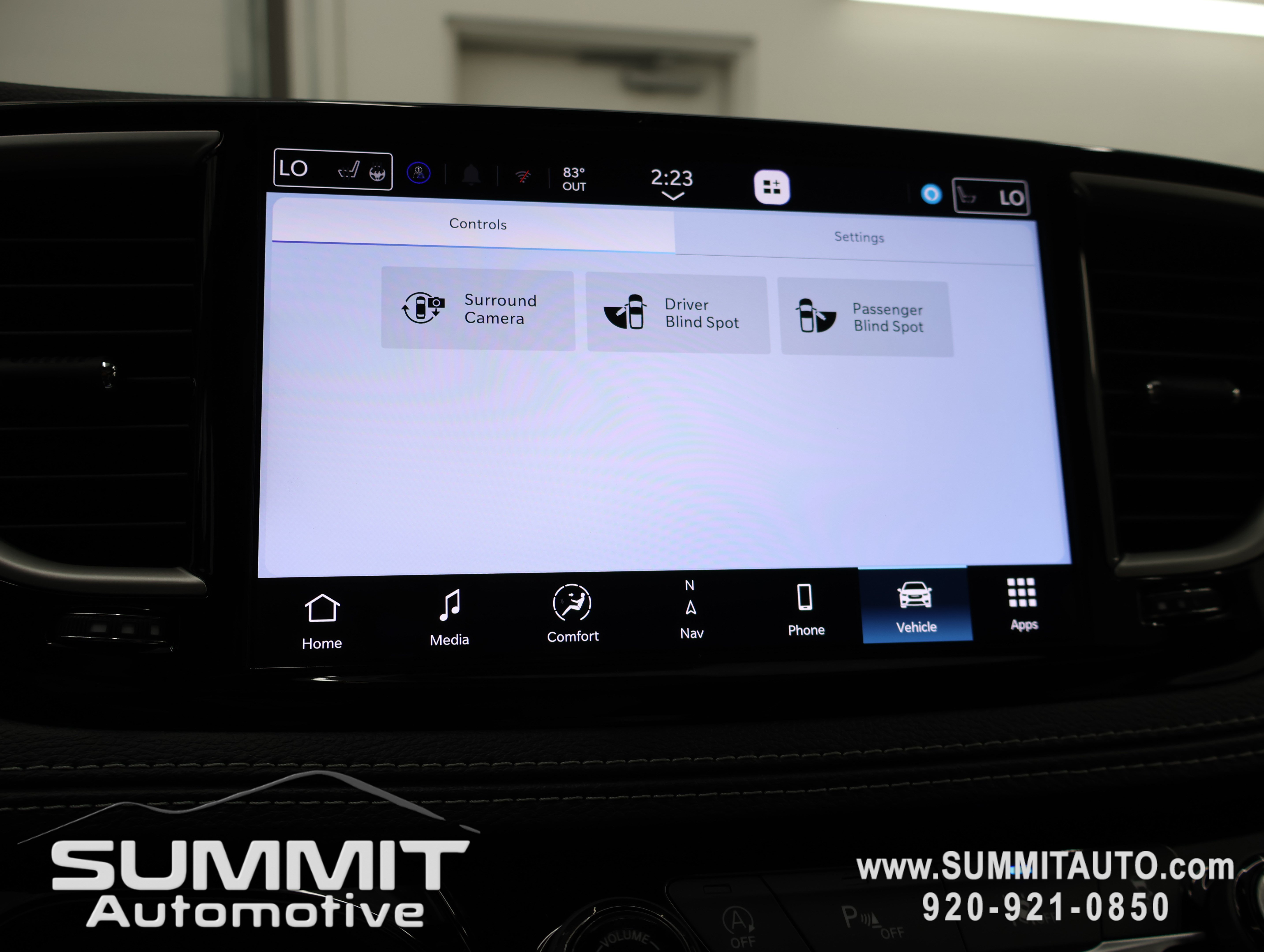 New 2027 Chrysler Pacifica Limited AWD/4WD image 70
