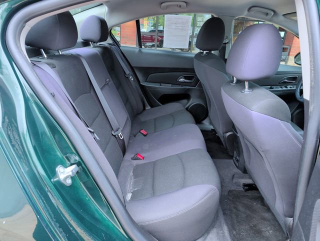 Used 2015 Chevrolet Cruze LT FWD image 19
