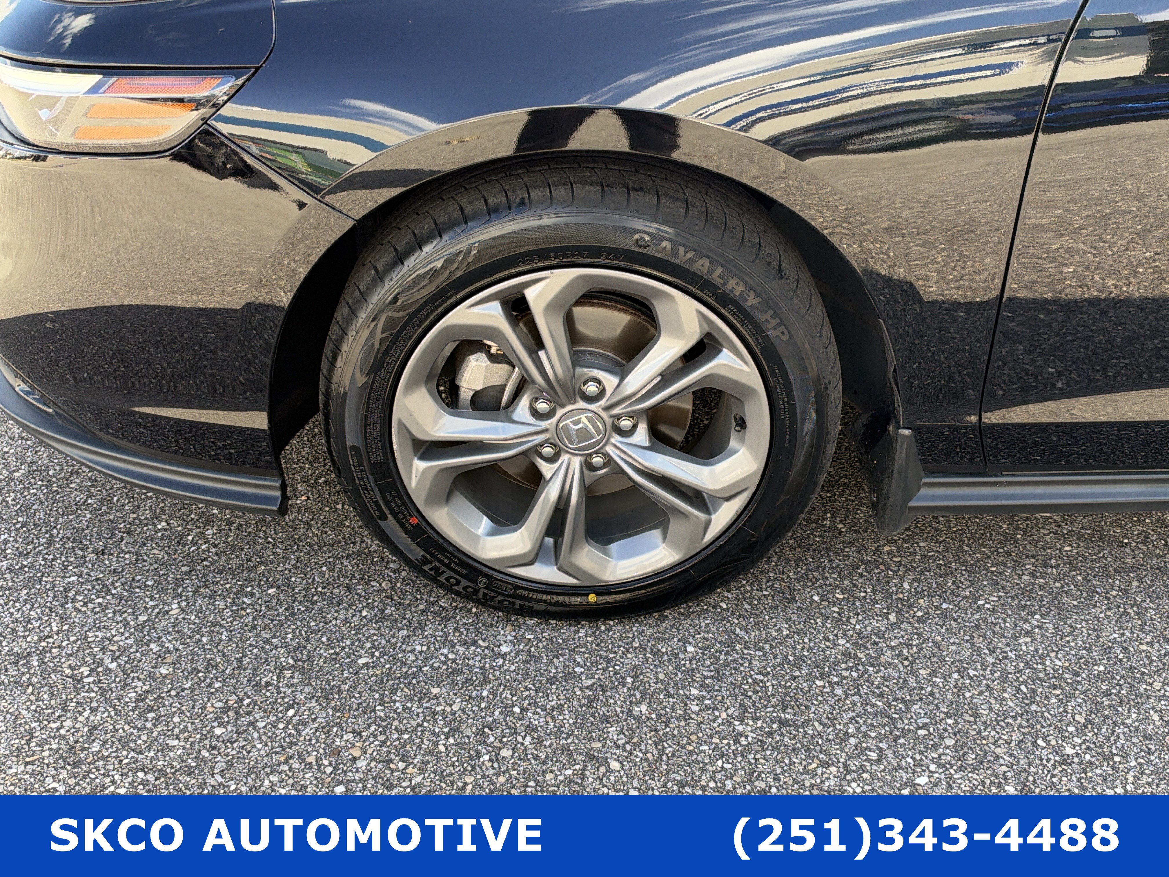 Used 2024 Honda Accord EX image 9