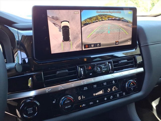 New 2026 Nissan Pathfinder SL AWD/4WD image 9