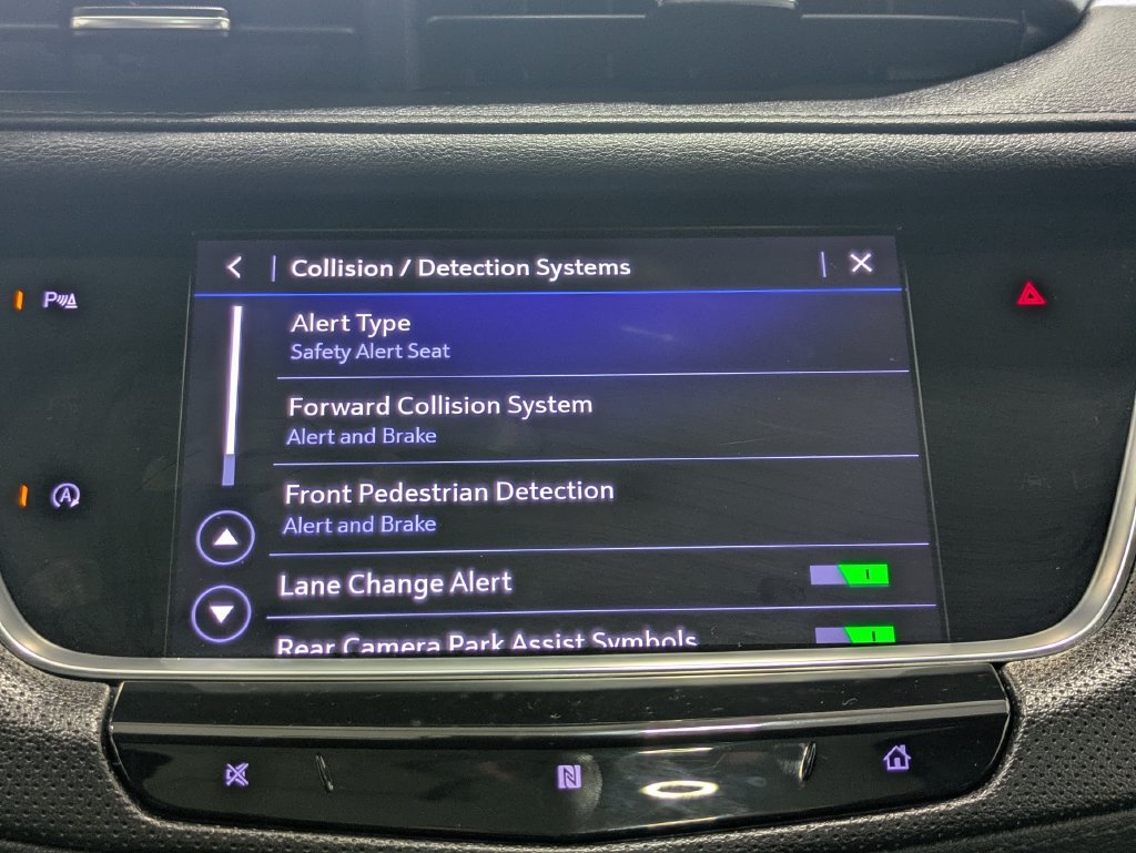 Used 2020 Cadillac XT5 Premium Luxury FWD image 30