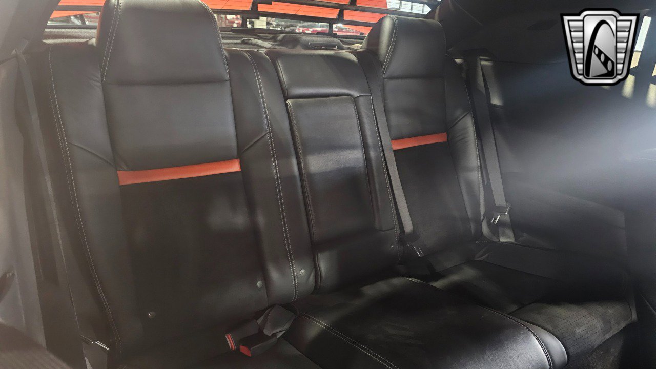 Used 2009 Dodge Challenger SRT8 w/ SRT Option Group II image 27