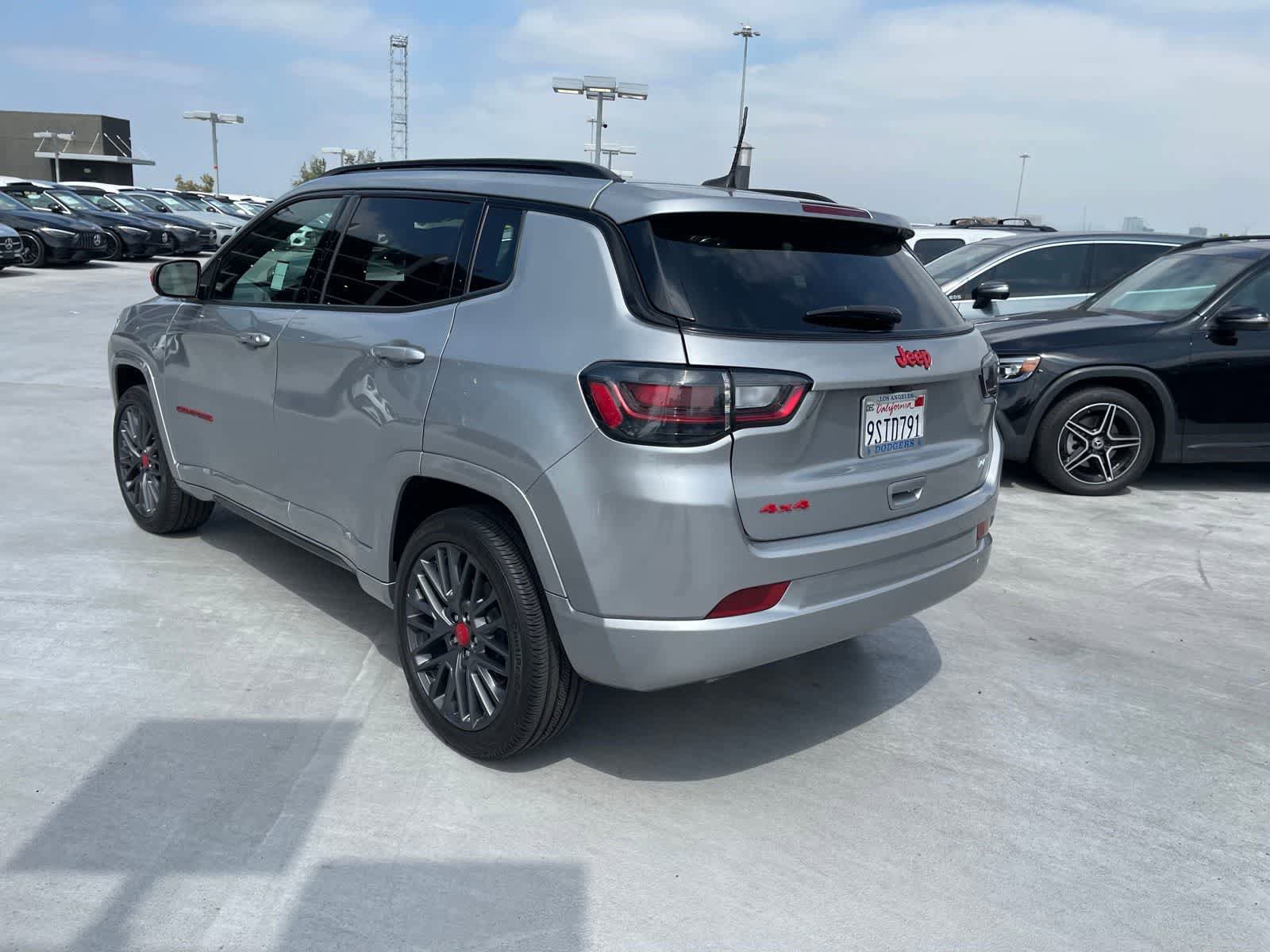 Used 2023 Jeep Compass Limited w/ Elite Group for (Red) Edition AWD/4WD image 6