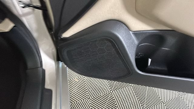 Used 2016 Subaru Legacy 2.5i Premium AWD/4WD image 31