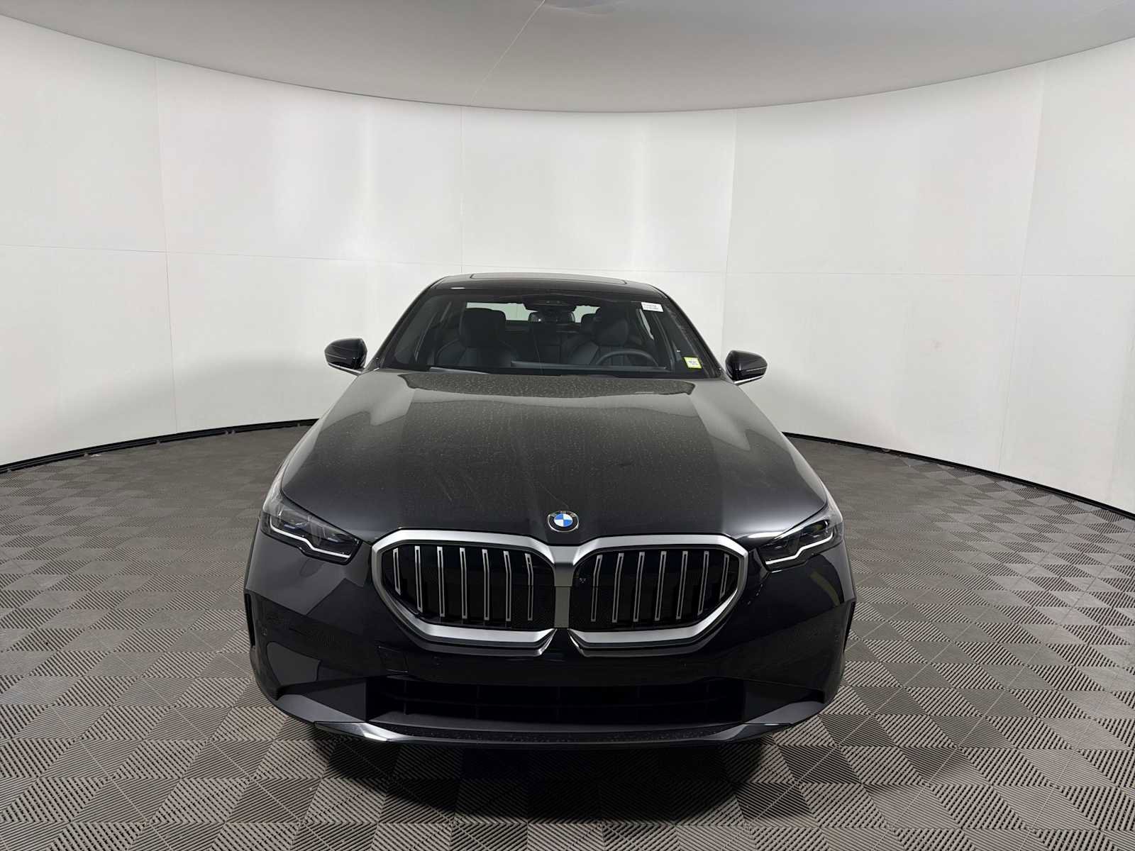 New 2026 BMW 530i xDrive AWD/4WD image 5