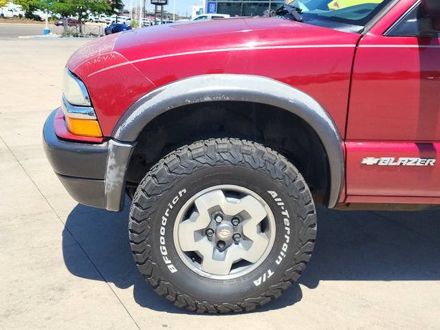 Used 2001 Chevrolet Blazer LS w/ Preferred Equipment Group AWD/4WD image 9