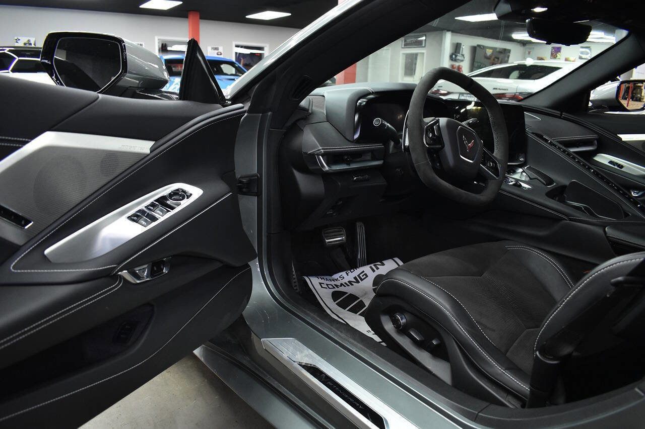 Used 2023 Chevrolet Corvette Stingray Preferred Conv w/ Battery Protection Package RWD image 25
