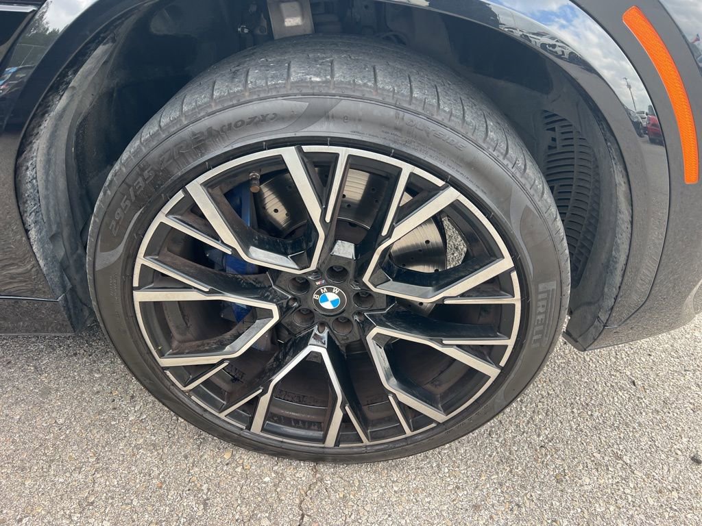 Used 2021 BMW X6 M w/ Competition Package image 3
