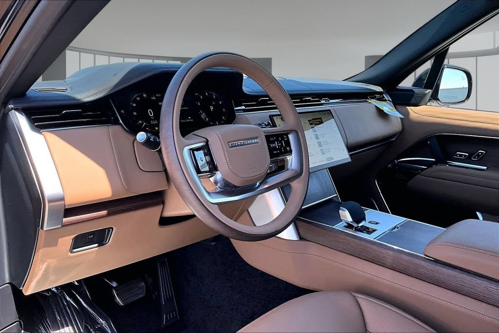 New 2026 Land Rover Range Rover Autobiography AWD/4WD image 7