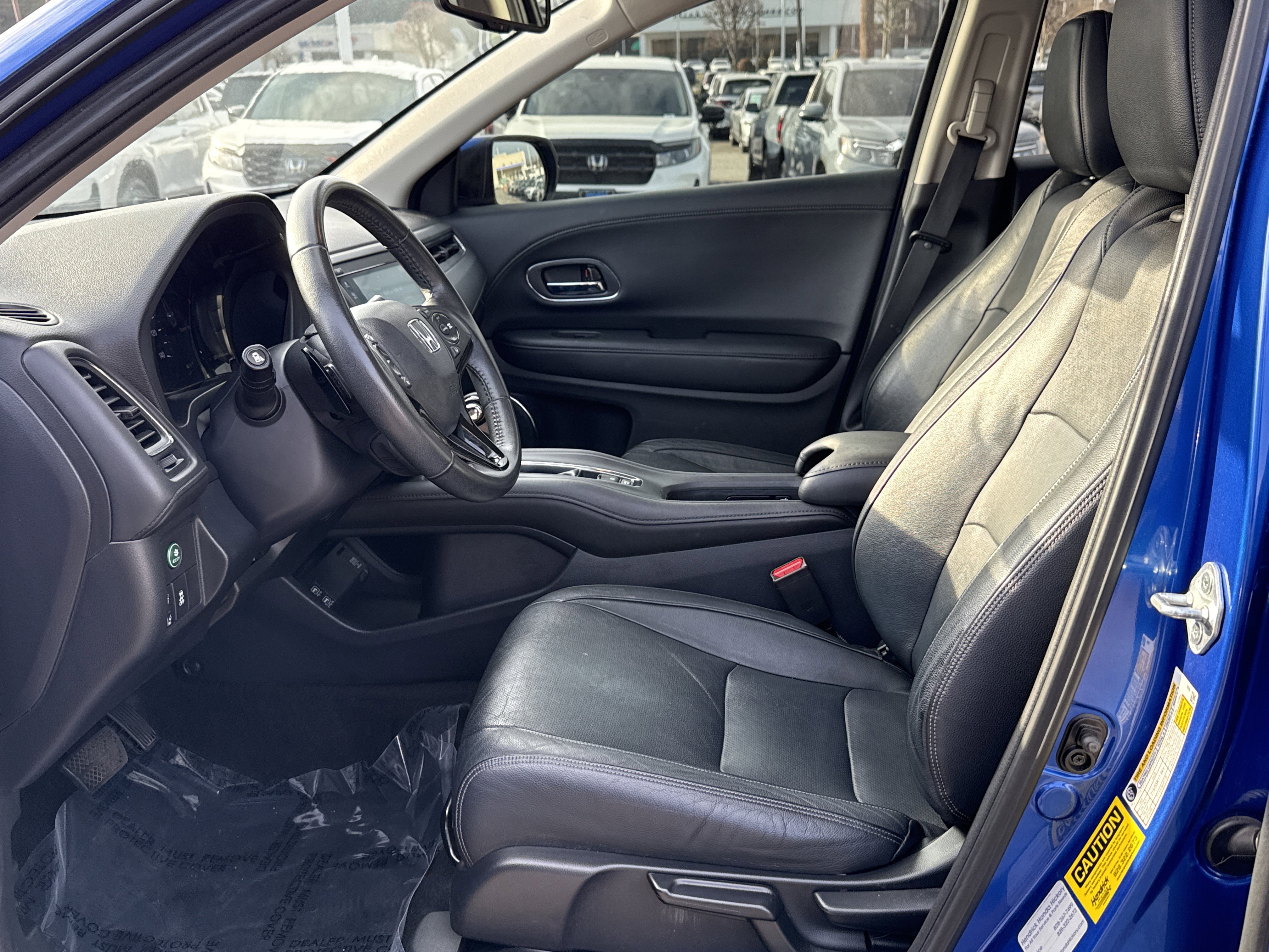 Used 2021 Honda HR-V EX-L image 16