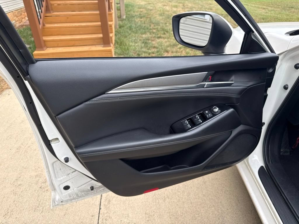 Used 2021 MAZDA MAZDA6 Touring FWD image 4