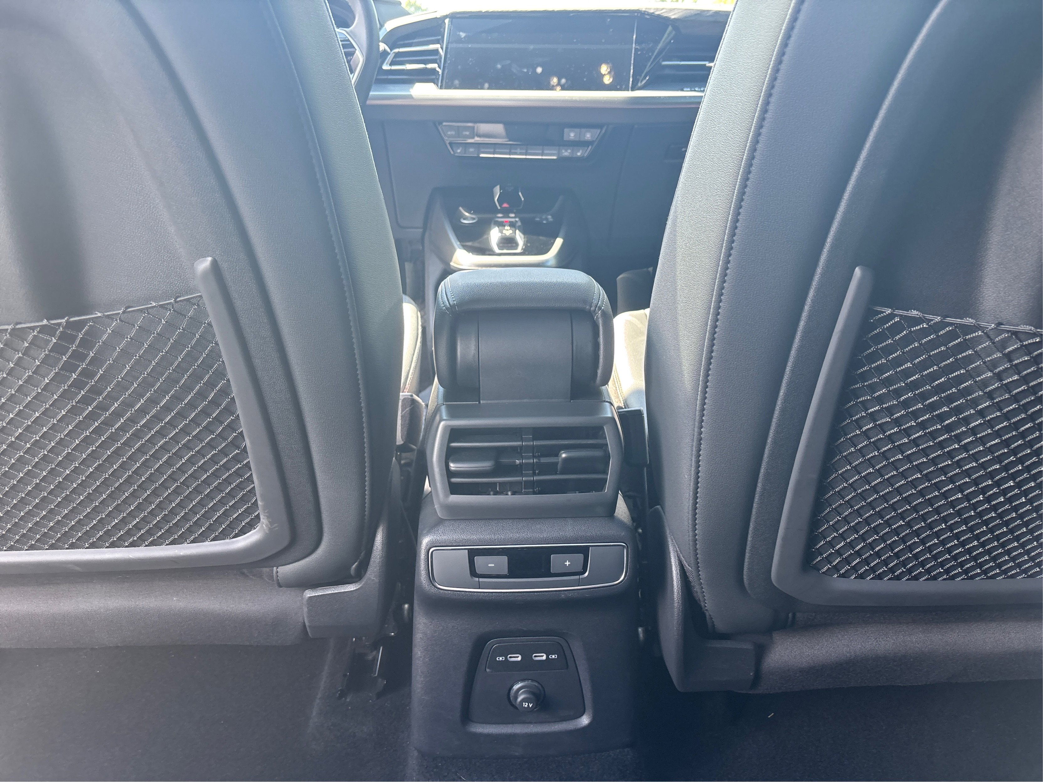 Used 2025 Audi Q4 e-tron Premium Plus image 17