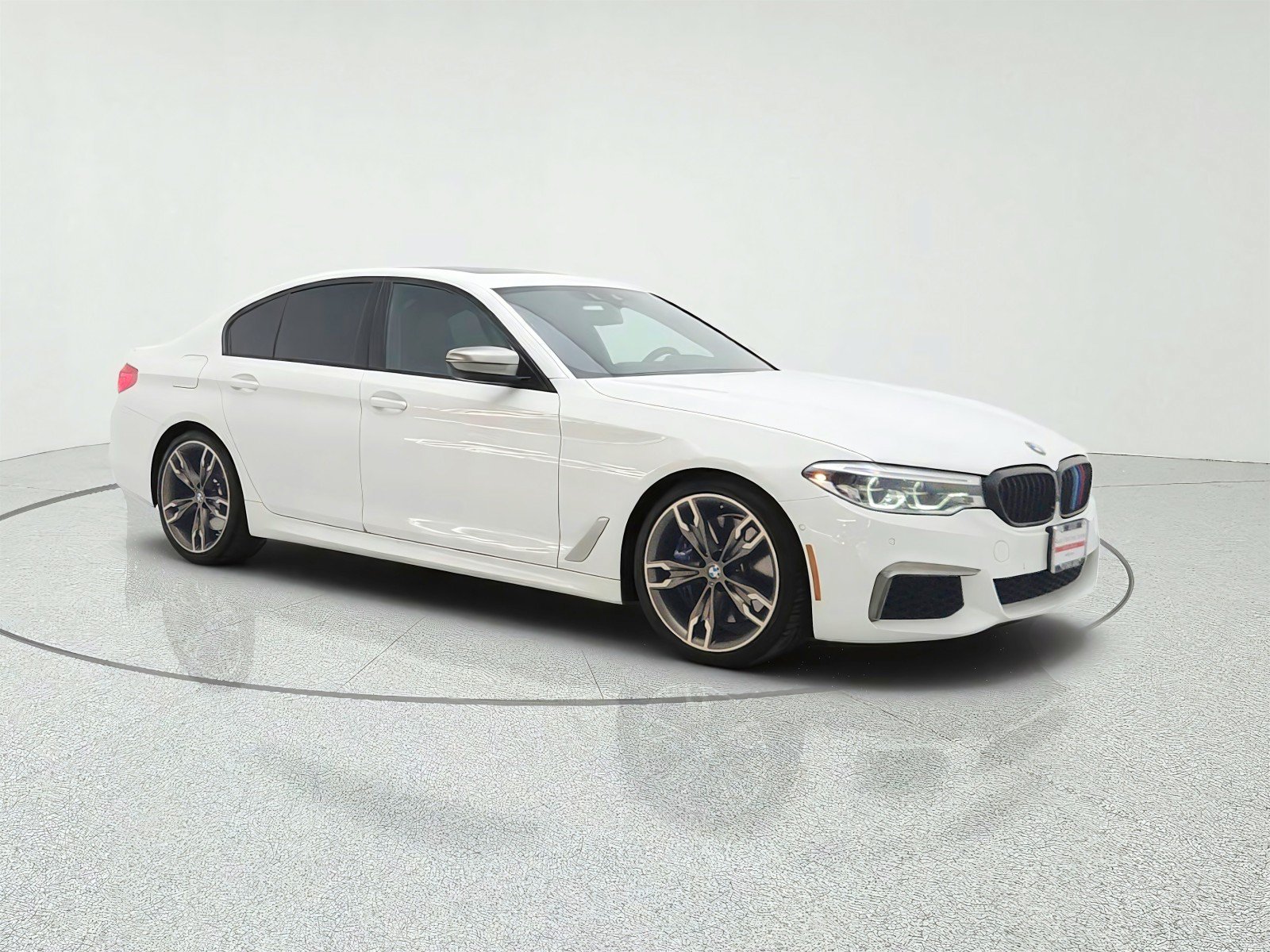Used 2019 BMW M550i xDrive w/ Premium Package 2 AWD/4WD image 3