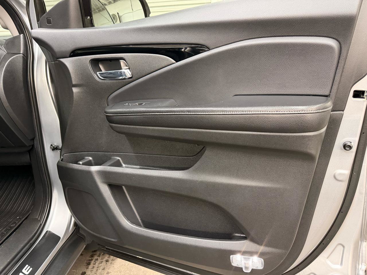 Used 2020 Honda Ridgeline RTL-E image 33