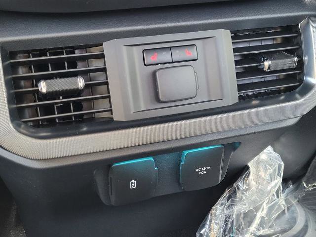 New 2025 Ford F150 Platinum w/ Equipment Group 702A High image 8