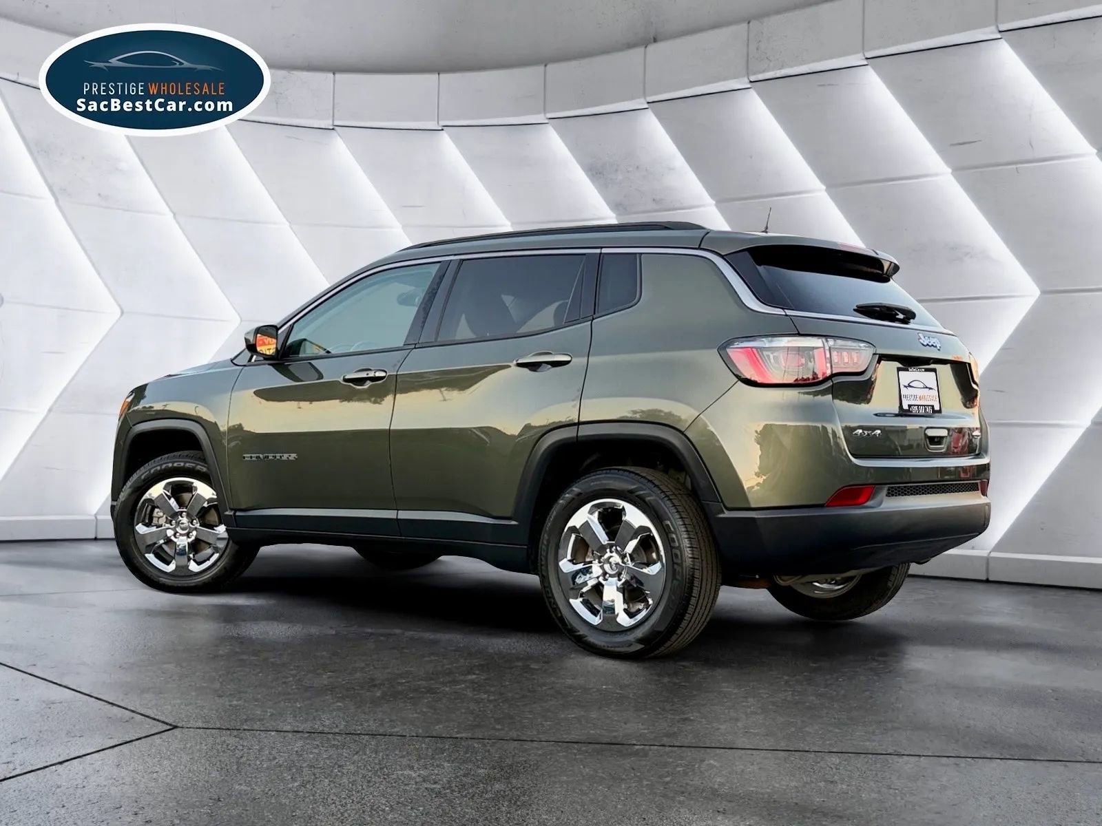 Used 2018 Jeep Compass Latitude w/ Popular Equipment Group image 6