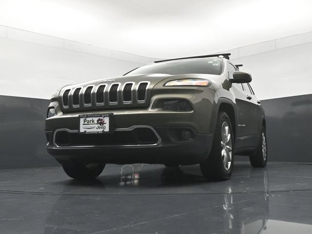 Used 2018 Jeep Cherokee Limited AWD/4WD image 19