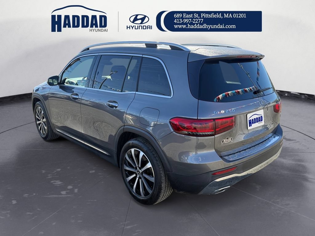 Used 2021 Mercedes-Benz GLB 250 4MATIC image 3