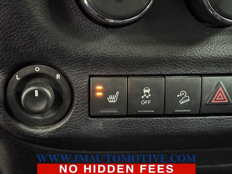 Used 2017 Jeep Wrangler Unlimited Sport w/ Quick Order Package 24S AWD/4WD image 26