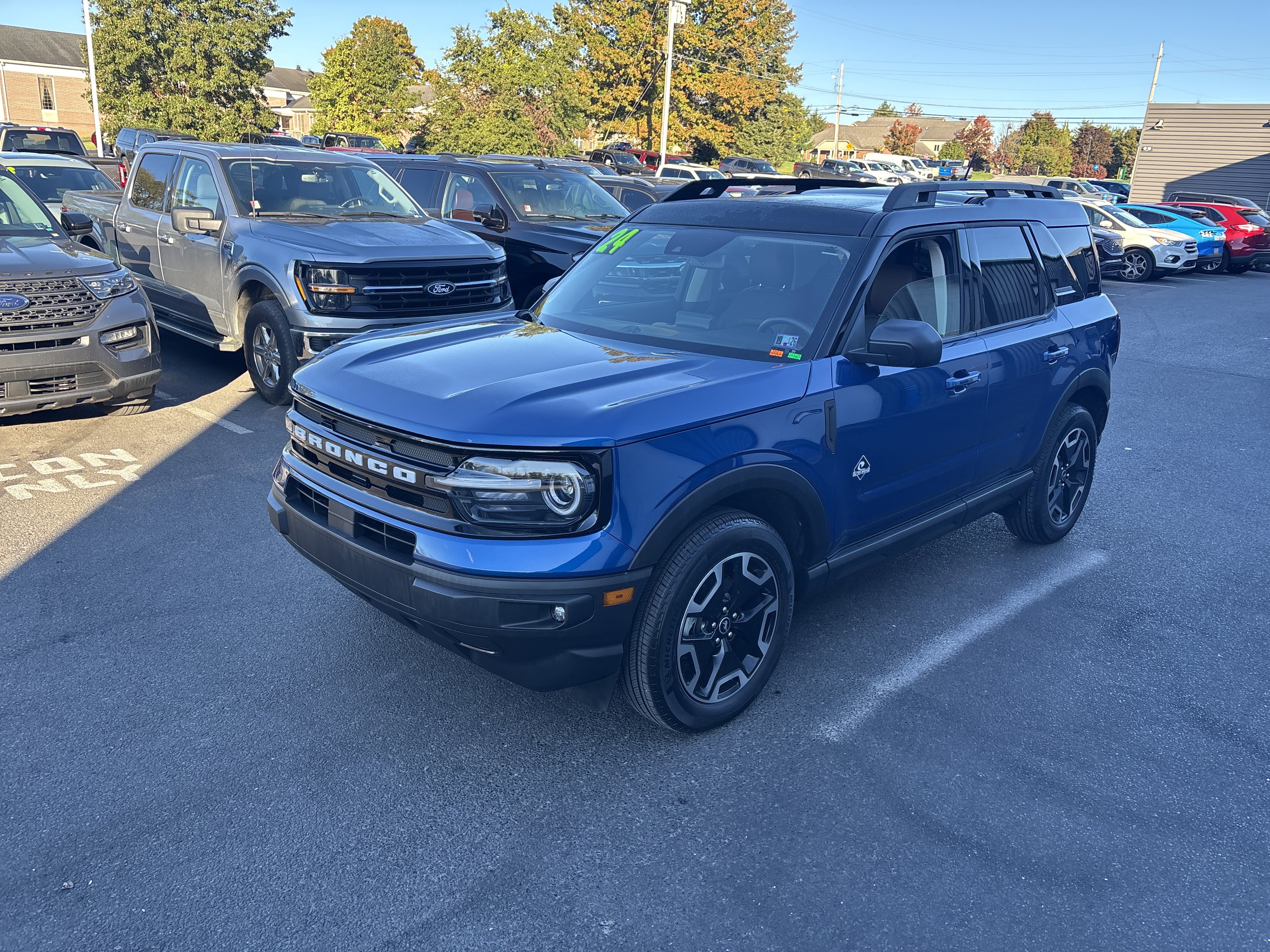 Used 2024 Ford Bronco Sport Outer Banks w/ Tech Package image 8