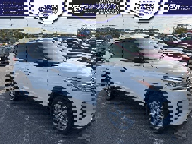 Used 2023 Nissan Kicks S