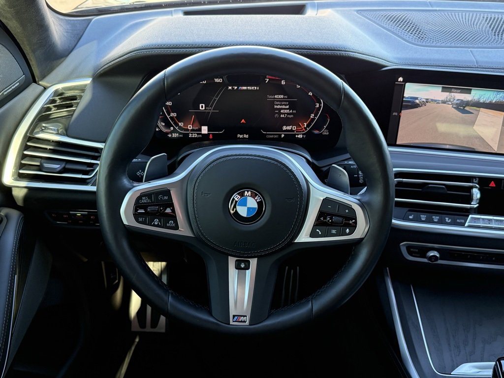 Used 2022 BMW X7 M50i image 24