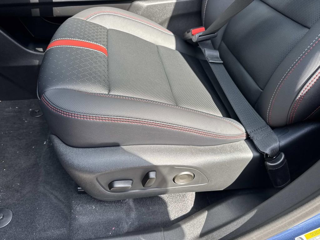 New 2026 Chevrolet Traverse RS FWD image 17