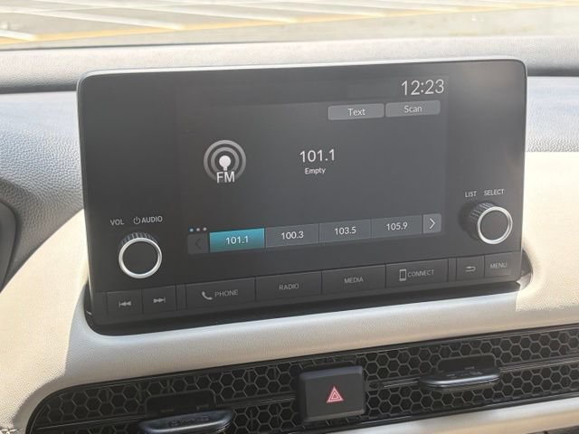Certified 2025 Honda HR-V LX image 19