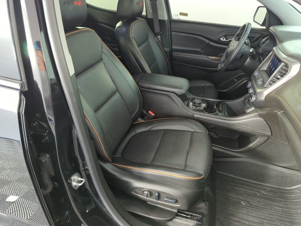 Used 2023 GMC Acadia AT4 w/ Technology Package image 40