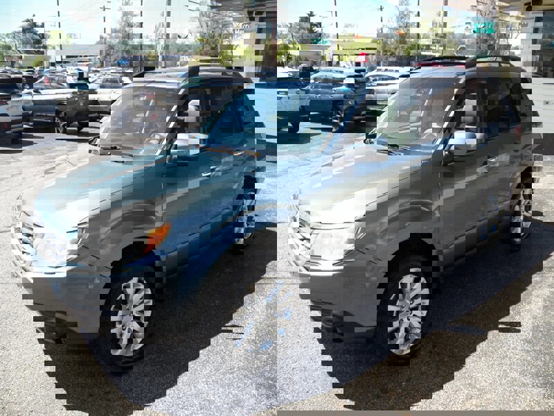 Used 2011 Subaru Forester 2.5X Premium w/ All-Weather Pkg AWD/4WD image 1