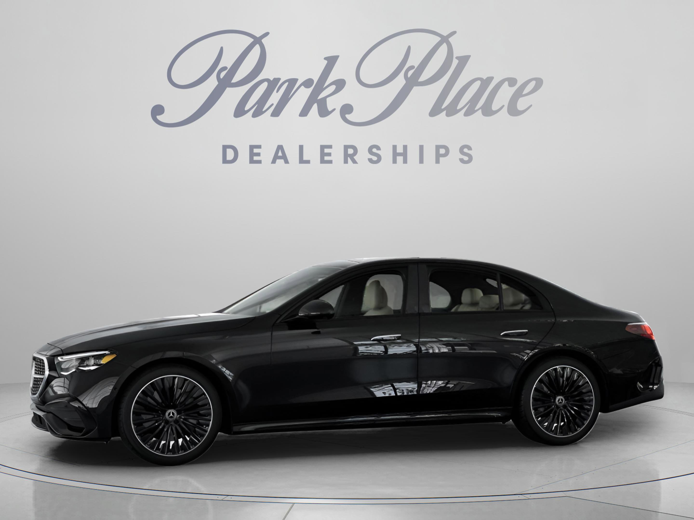 New 2026 Mercedes-Benz E 450 4MATIC Sedan image 4