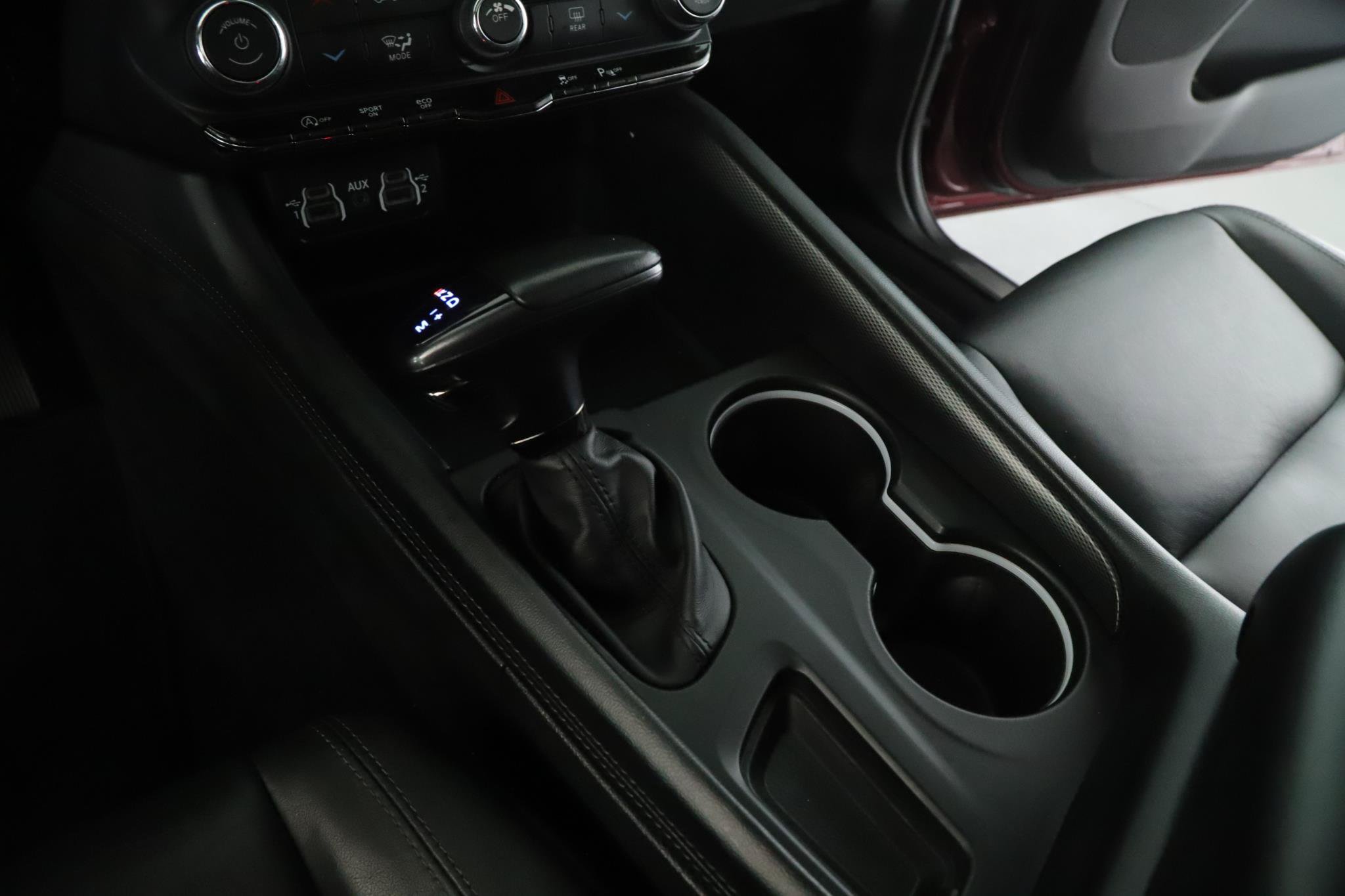 Used 2022 Dodge Durango GT w/ Blacktop Package AWD/4WD image 16