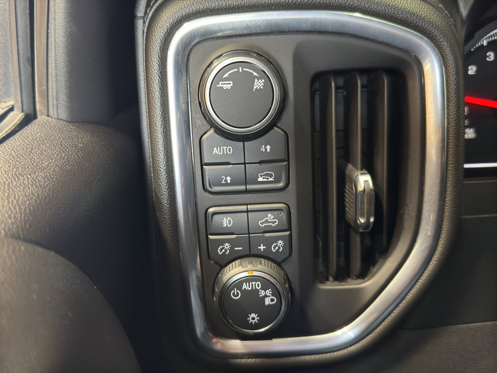 Used 2019 Chevrolet Silverado 1500 RST w/ All-Star Edition AWD/4WD image 32