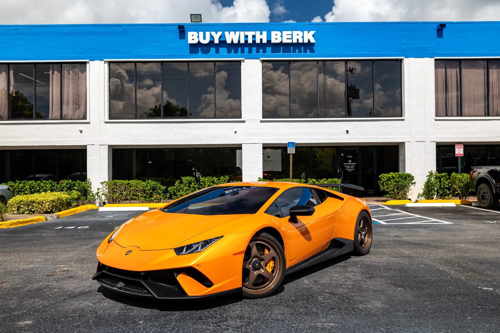 Used 2018 Lamborghini Huracan Performante