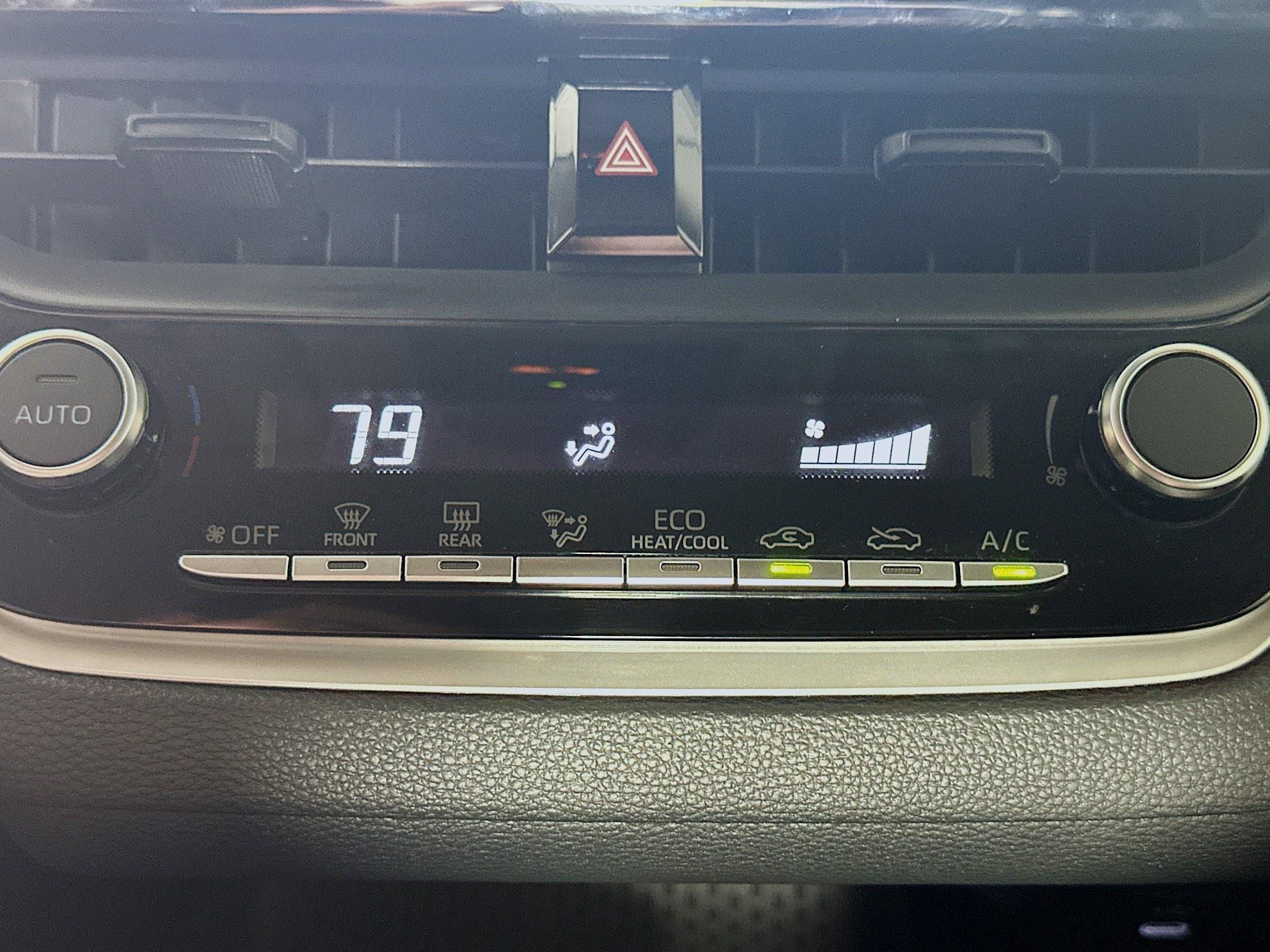 Used 2025 Toyota Corolla LE image 23