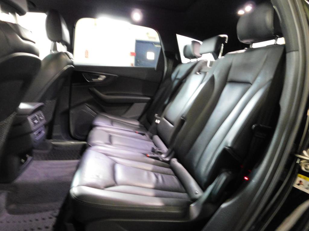 Used 2019 Audi Q7 3.0T Premium Plus w/ Convenience Package image 14
