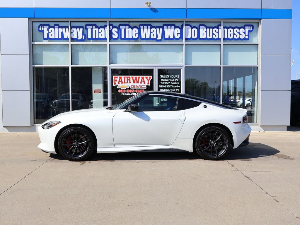 Used 2024 Nissan Z Performance w/ Floor Mat Package image 7
