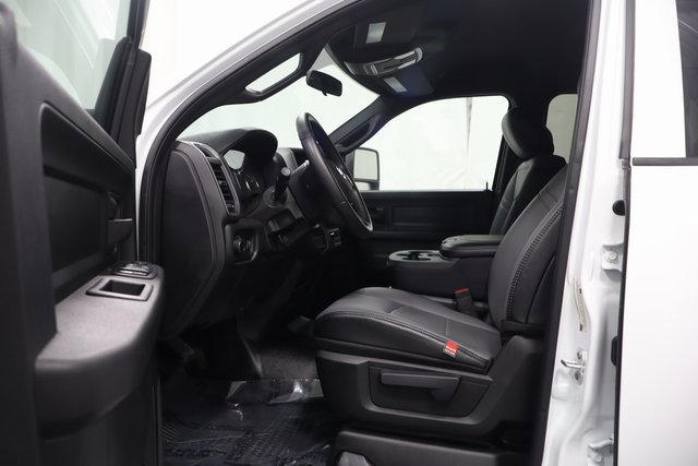 Used 2024 RAM 3500 Tradesman image 11